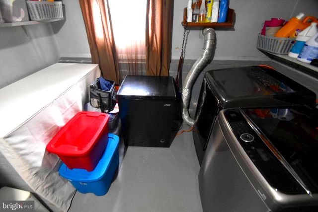 3 GRANVILLE LN, Newark, DE 19713