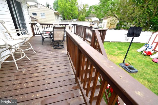 3 GRANVILLE LN, Newark, DE 19713