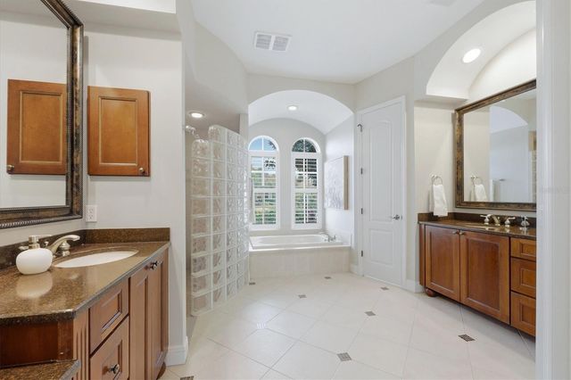 6806 DOMINION LANE, Lakewood Ranch, FL 34202