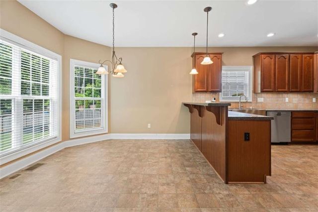 131 Bentonville Lane, Douglasville, GA 30134