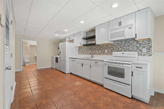 131 Bentonville Lane, Douglasville, GA 30134