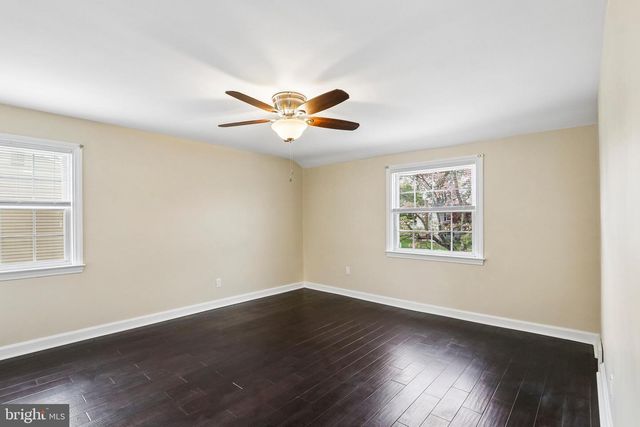 12 VINSMITH AVE, Aston, PA 19014