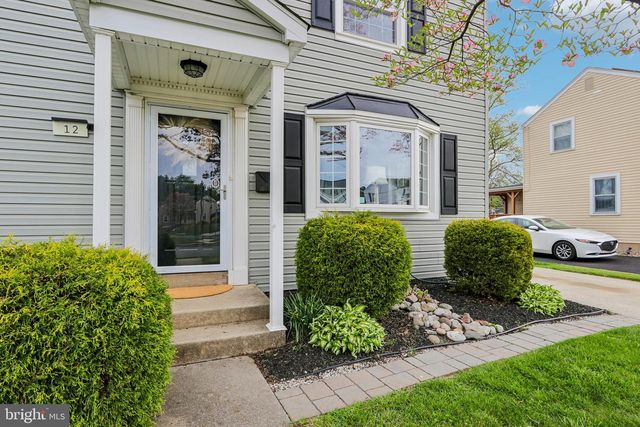 12 VINSMITH AVE, Aston, PA 19014