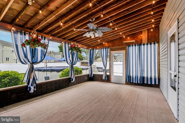 12 VINSMITH AVE, Aston, PA 19014