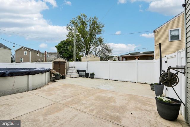 12 VINSMITH AVE, Aston, PA 19014