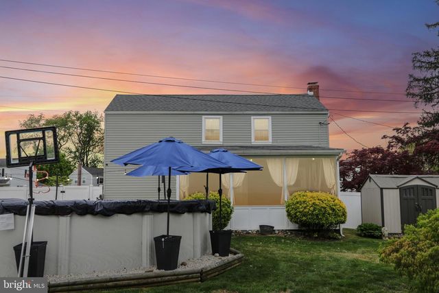 12 VINSMITH AVE, Aston, PA 19014