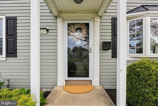 12 VINSMITH AVE, Aston, PA 19014