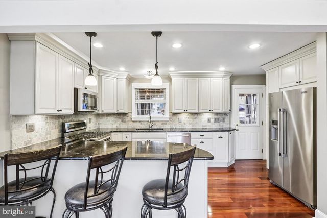 12 VINSMITH AVE, Aston, PA 19014