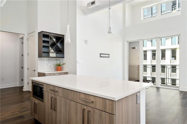 775 Juniper Street NE 605, Atlanta, GA 30308