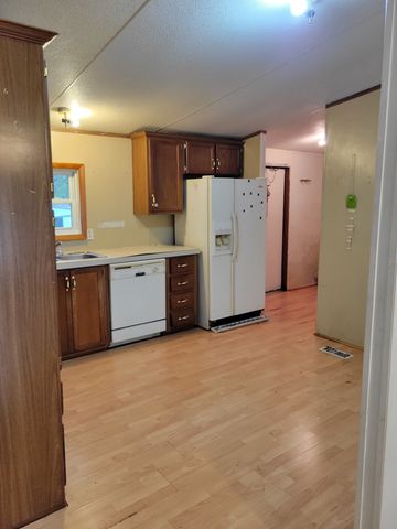 145 Edgewood Ln, Winchester, TN 37398