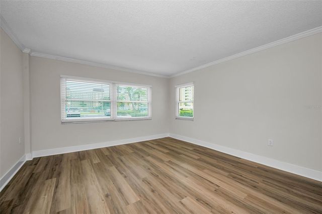 4650 COVE CIRCLE 105, St Petersburg, FL 33708