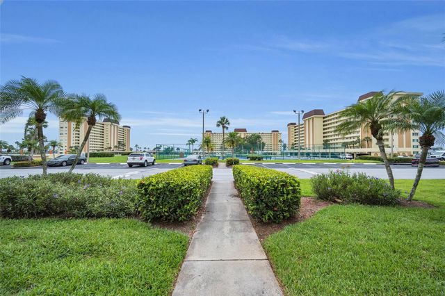 4650 COVE CIRCLE 105, St Petersburg, FL 33708