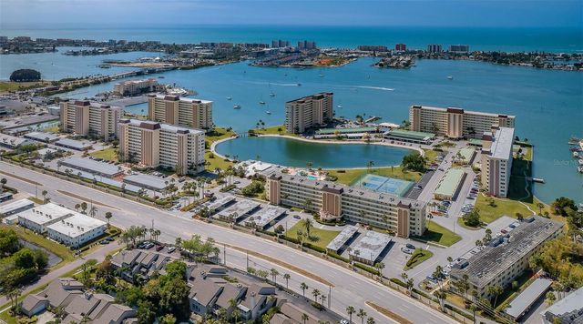 4650 COVE CIRCLE 105, St Petersburg, FL 33708