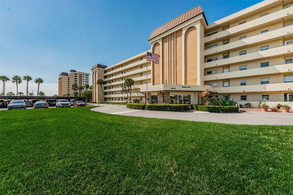 4650 COVE CIRCLE 105, St Petersburg, FL 33708