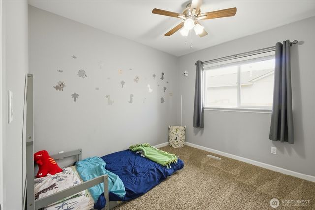 15129 Carter Loop SE, Yelm, WA 98597