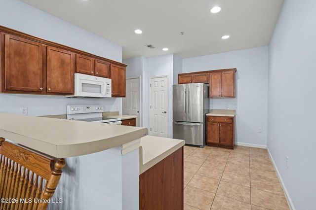 8759 Parkview Oaks Circle, Olive Branch, MS 38654