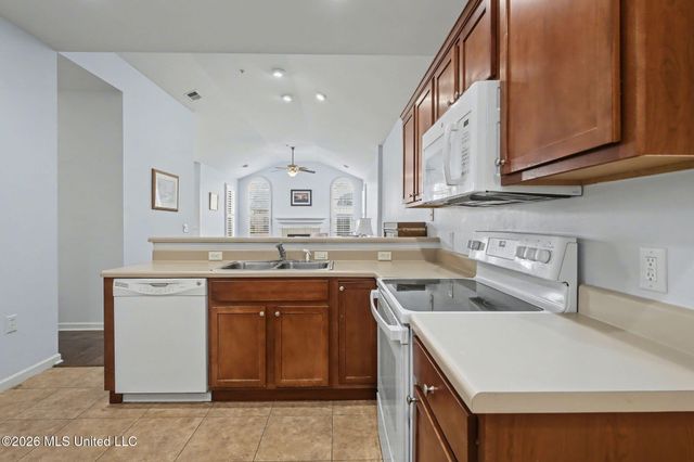 8759 Parkview Oaks Circle, Olive Branch, MS 38654