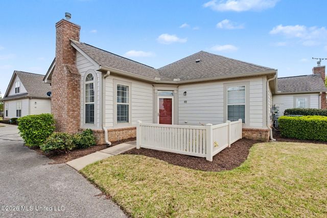 8759 Parkview Oaks Circle, Olive Branch, MS 38654