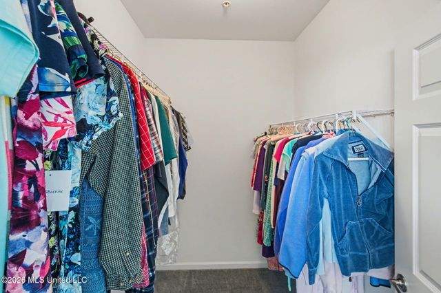 8759 Parkview Oaks Circle, Olive Branch, MS 38654