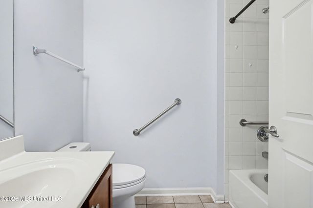 8759 Parkview Oaks Circle, Olive Branch, MS 38654