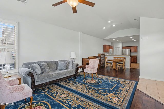 8759 Parkview Oaks Circle, Olive Branch, MS 38654