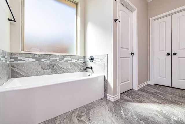 5005 Scarlet Oak Lane, San Angelo, TX 76904