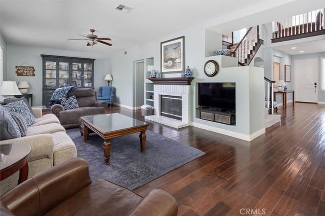 28855 Cedar Ridge Court, Saugus, CA 91390