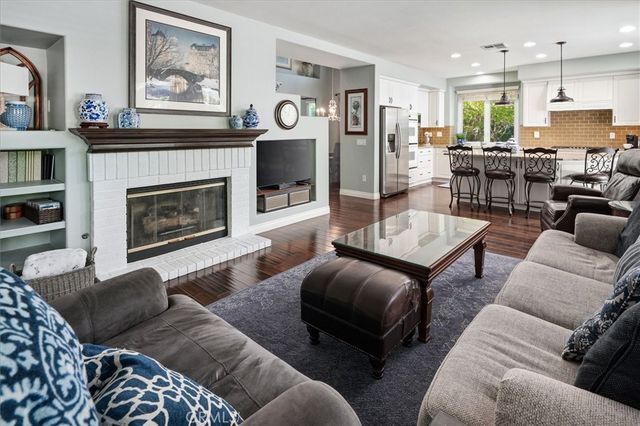 28855 Cedar Ridge Court, Saugus, CA 91390