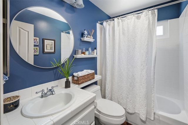 28855 Cedar Ridge Court, Saugus, CA 91390