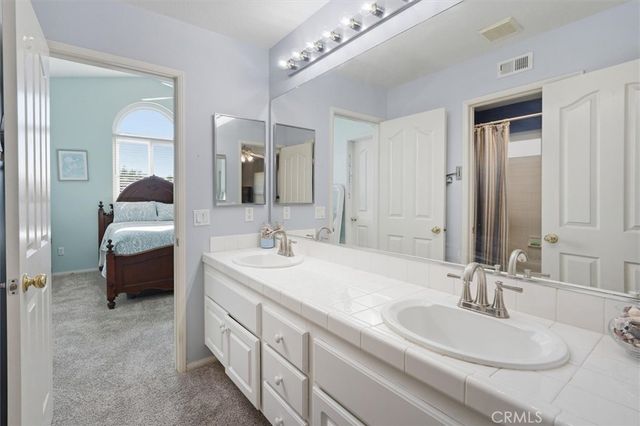 28855 Cedar Ridge Court, Saugus, CA 91390