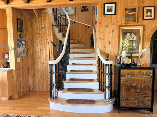 118 Bayview Walk, Cherry Grove, NY 11782