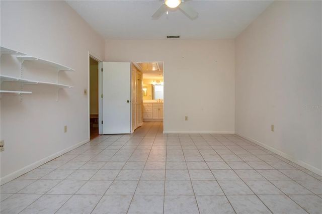 4812 KESTRAL PARK CIRCLE 20, Sarasota, FL 34231