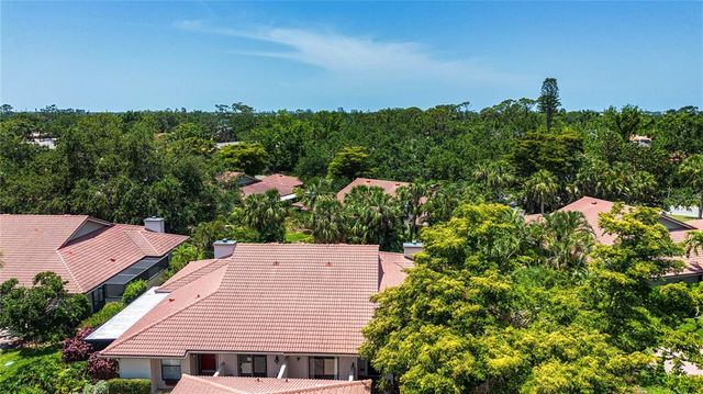 4812 KESTRAL PARK CIRCLE 20, Sarasota, FL 34231