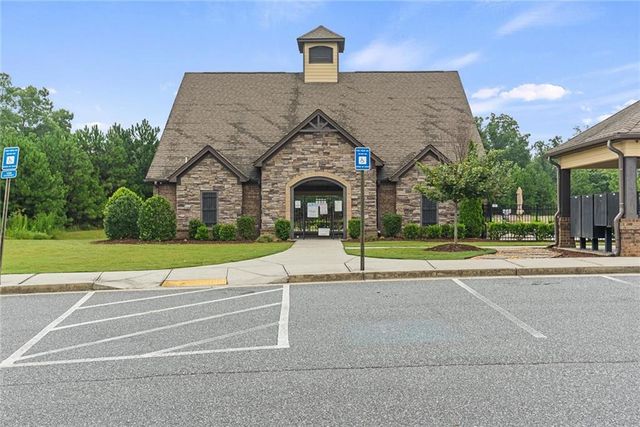 3805 Beaver Swamp Road, Loganville, GA 30052