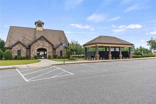 3805 Beaver Swamp Road, Loganville, GA 30052