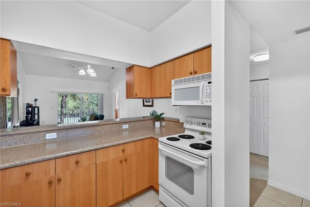 950 Hancock Creek South BLVD 124, Cape Coral, FL 33909