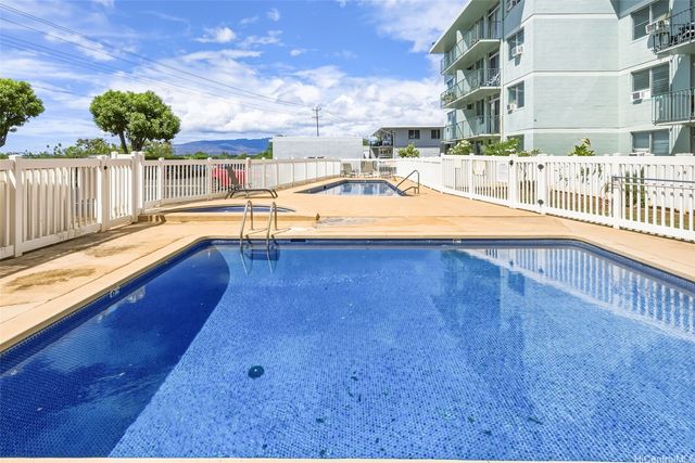 98-135 Lipoa Place 102, Aiea, HI 96701
