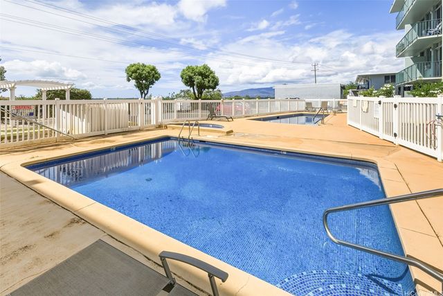 98-135 Lipoa Place 102, Aiea, HI 96701