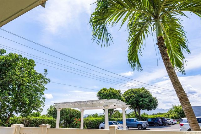 98-135 Lipoa Place 102, Aiea, HI 96701