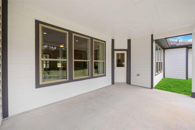 800 Barton Place Drive, Tarkington, TX 77327