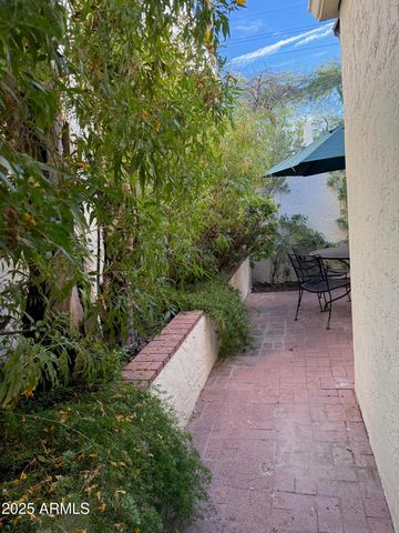 6711 N 16TH Place, Phoenix, AZ 85016