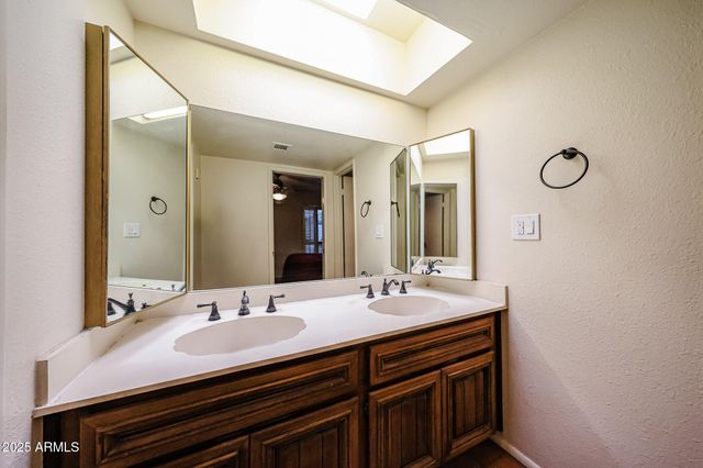 6711 N 16TH Place, Phoenix, AZ 85016