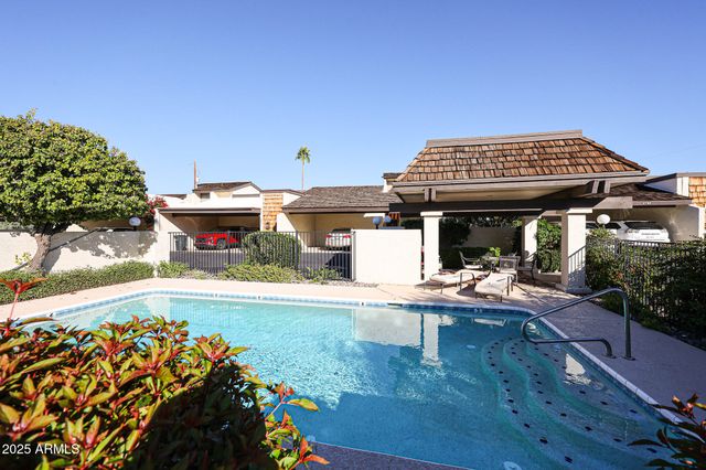 6711 N 16TH Place, Phoenix, AZ 85016