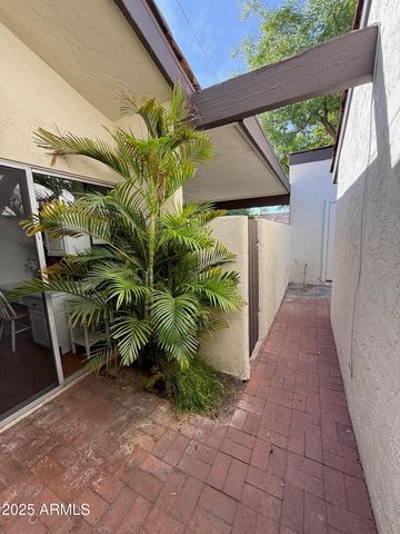 6711 N 16TH Place, Phoenix, AZ 85016