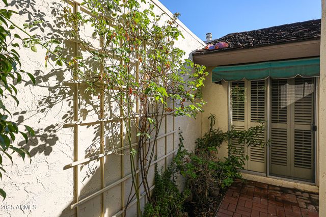 6711 N 16TH Place, Phoenix, AZ 85016