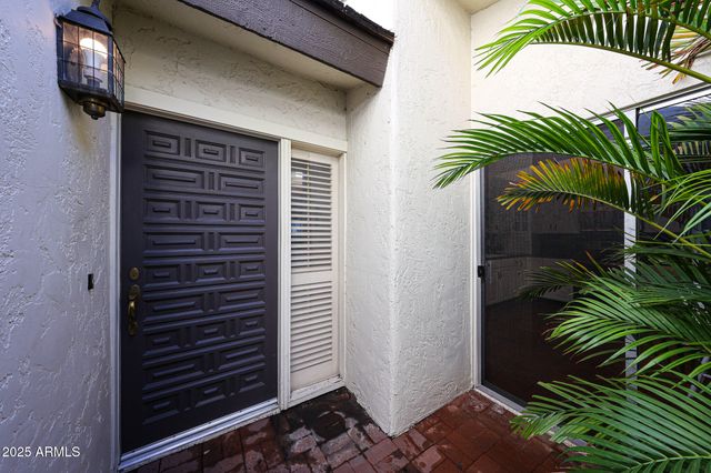 6711 N 16TH Place, Phoenix, AZ 85016