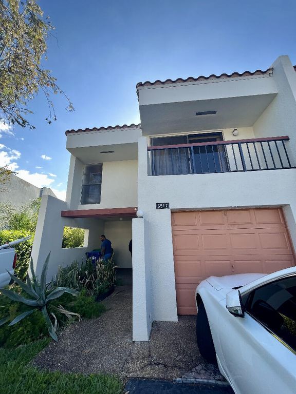 6517 Racquet Club Drive 49, Lauderhill, FL 33319