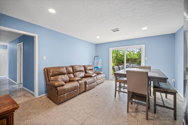 17006 Hall Shepperd Road, Houston, TX 77049