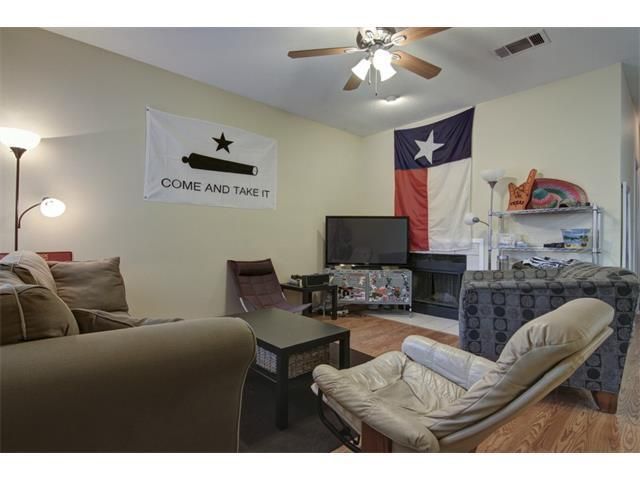 106 E 30th ST 207, Austin, TX 78705