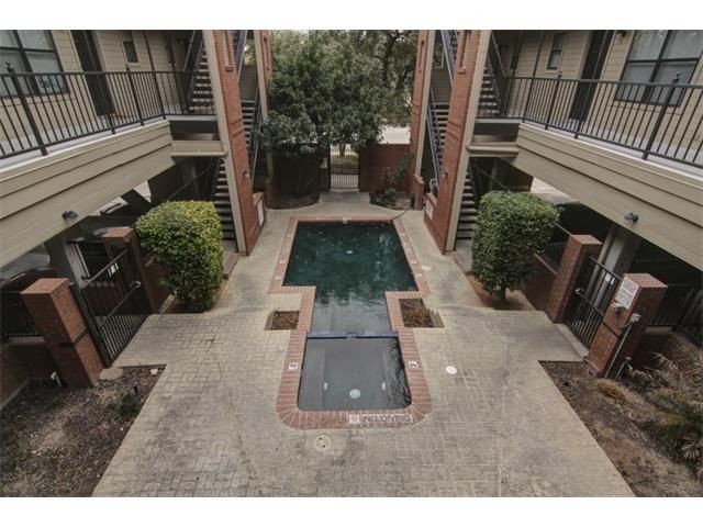 106 E 30th ST 207, Austin, TX 78705